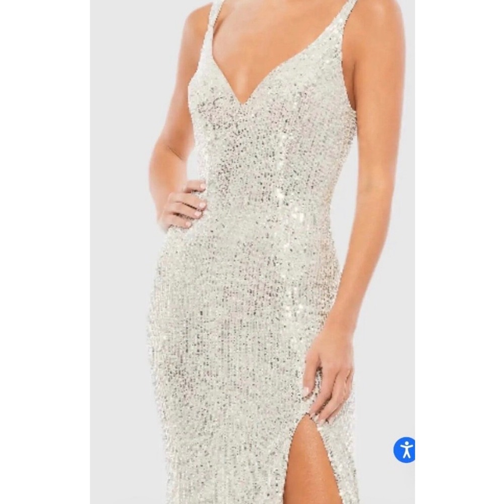 IEENA FOR MACDUGGAL SILVER SEQUIN SWEETHEART NECKLINE UBACK FRONT SLIT GOWN SZ 6